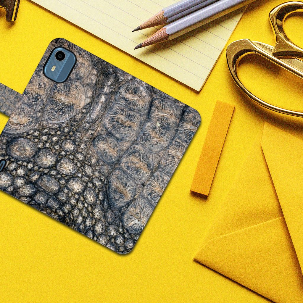 Nokia C12 Telefoonhoesje met Pasjes Krokodillenprint design krokodillenprint aanzicht