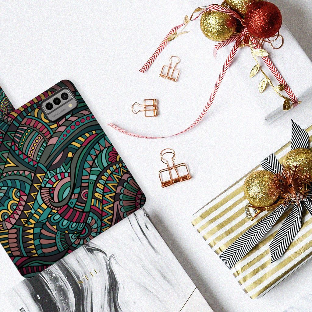 Nokia G22 Telefoon Hoesje Aztec met kleurrijk design in een feestelijke setting 🎁