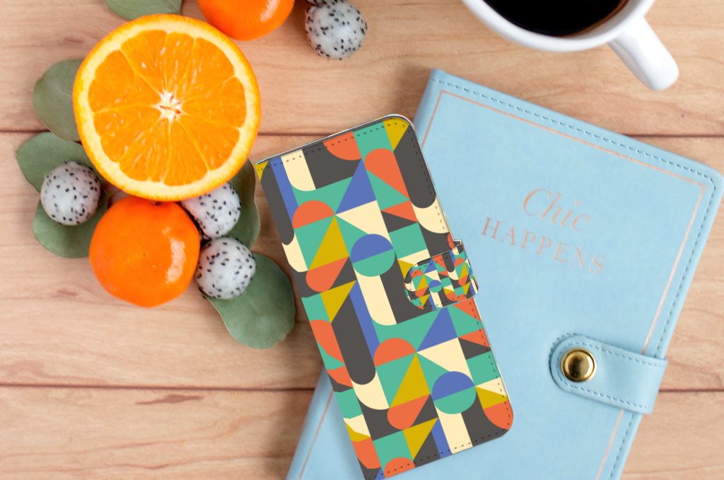 Nokia G22 Telefoon Hoesje Funky Retro design kleurrijk zijaanzicht
