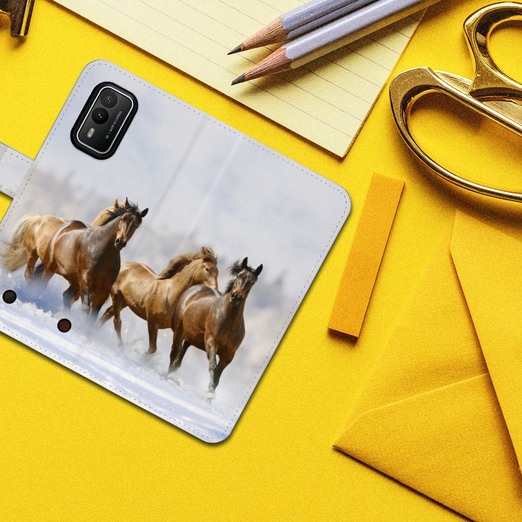 Nokia XR21 Telefoonhoesje met Pasjes Paarden paarde design voorkant