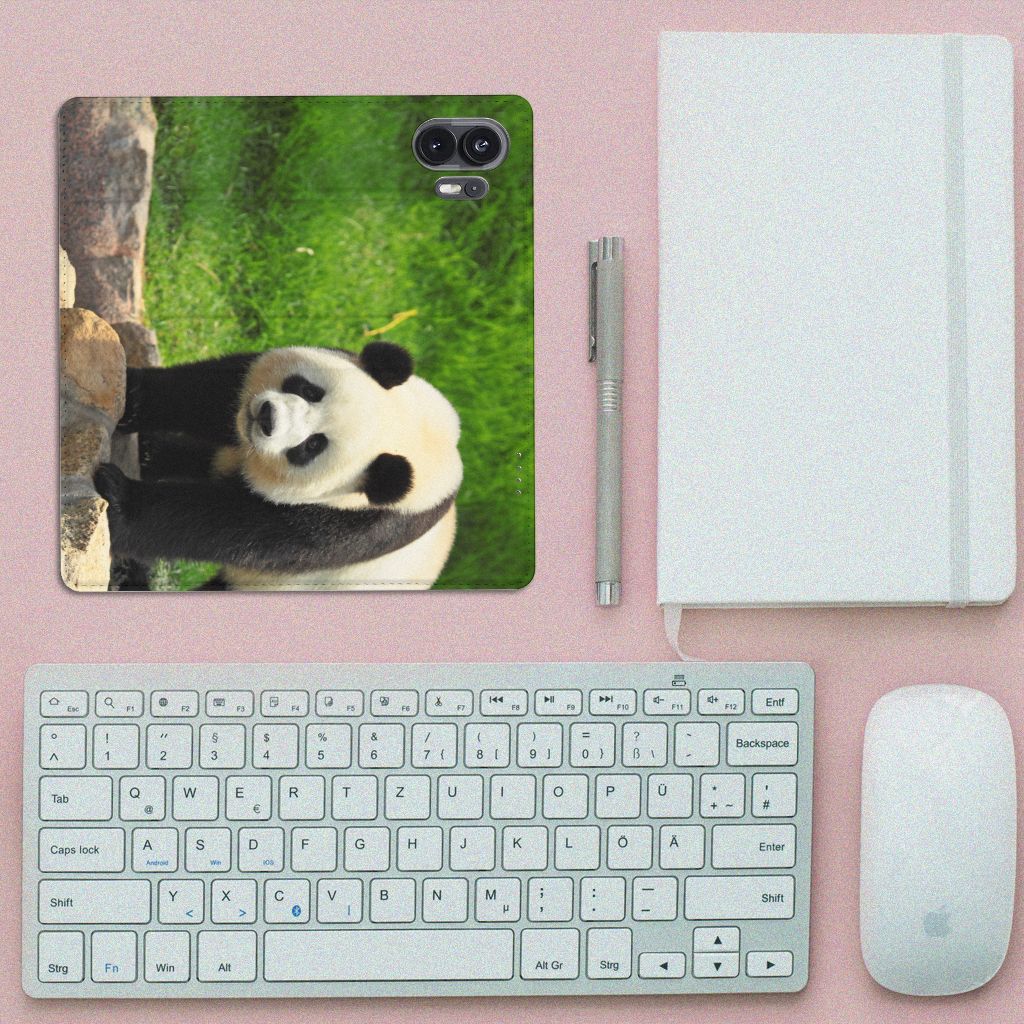 Nothing Phone (2) Hoesje maken Panda panda design voorkant