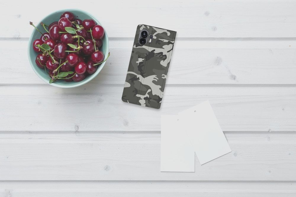 Nothing Phone (2) Hoesje met Magneet Army Light camouflage design bovenaanzicht