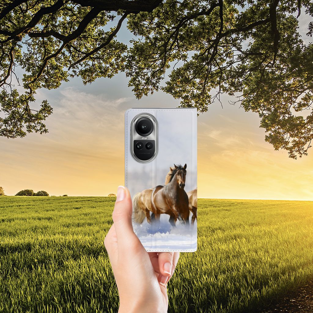OPPO Reno10 | 10 Pro Hoesje maken Paarden met paardenprint in een natuurlijke omgeving