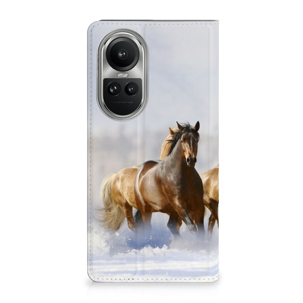 OPPO Reno10 | 10 Pro Hoesje maken Paarden met een afbeelding van rijdende paarden op een winterse achtergrond.