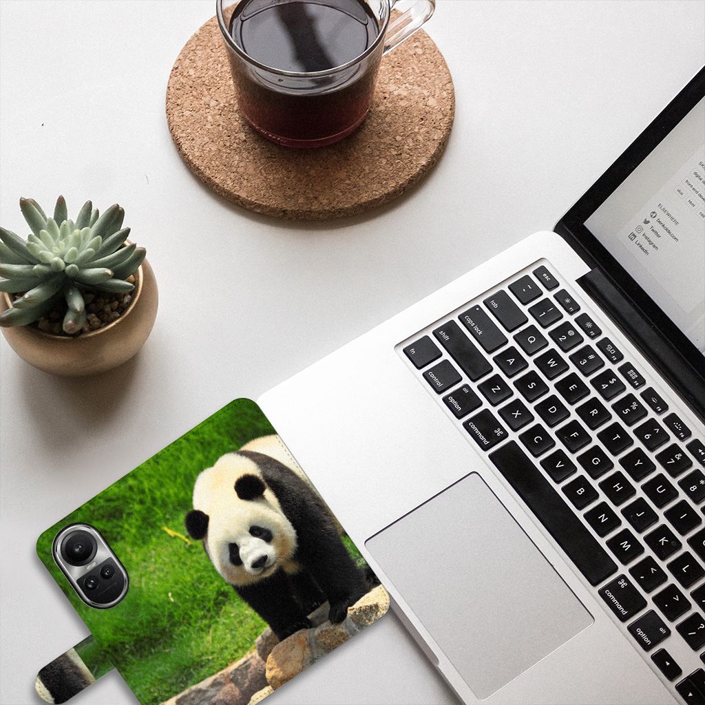 OPPO Reno10 | 10 Pro Telefoonhoesje met Pasjes Panda panda design aanzicht