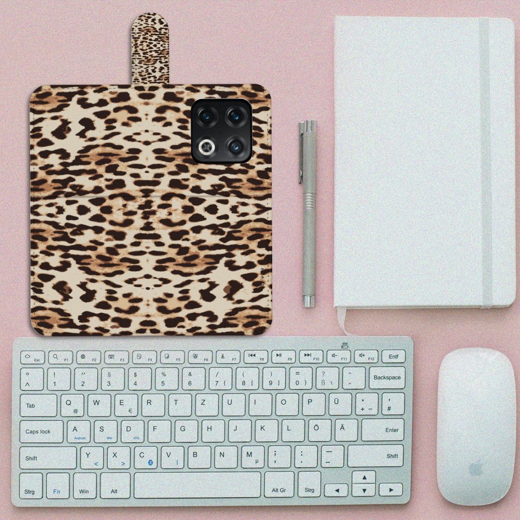 OnePlus 10 Pro Telefoonhoesje met Pasjes Leopard design leopard view