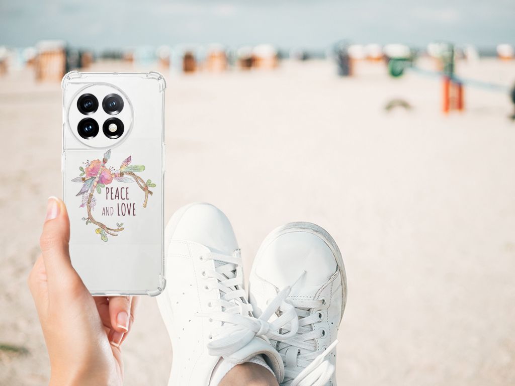 OnePlus 11 Stevig Bumper Hoesje Boho Text telefoonhoesje strand aanzicht