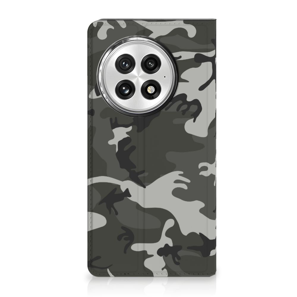 OnePlus 13 Hoesje met Magneet Army Light camouflage design voorkant