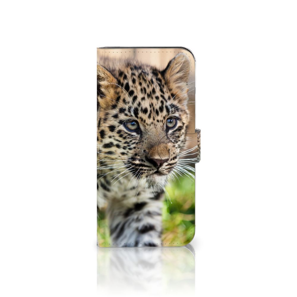 OnePlus Nord 4 Telefoonhoesje met Pasjes Baby Luipaard design babyluipaard aanzicht