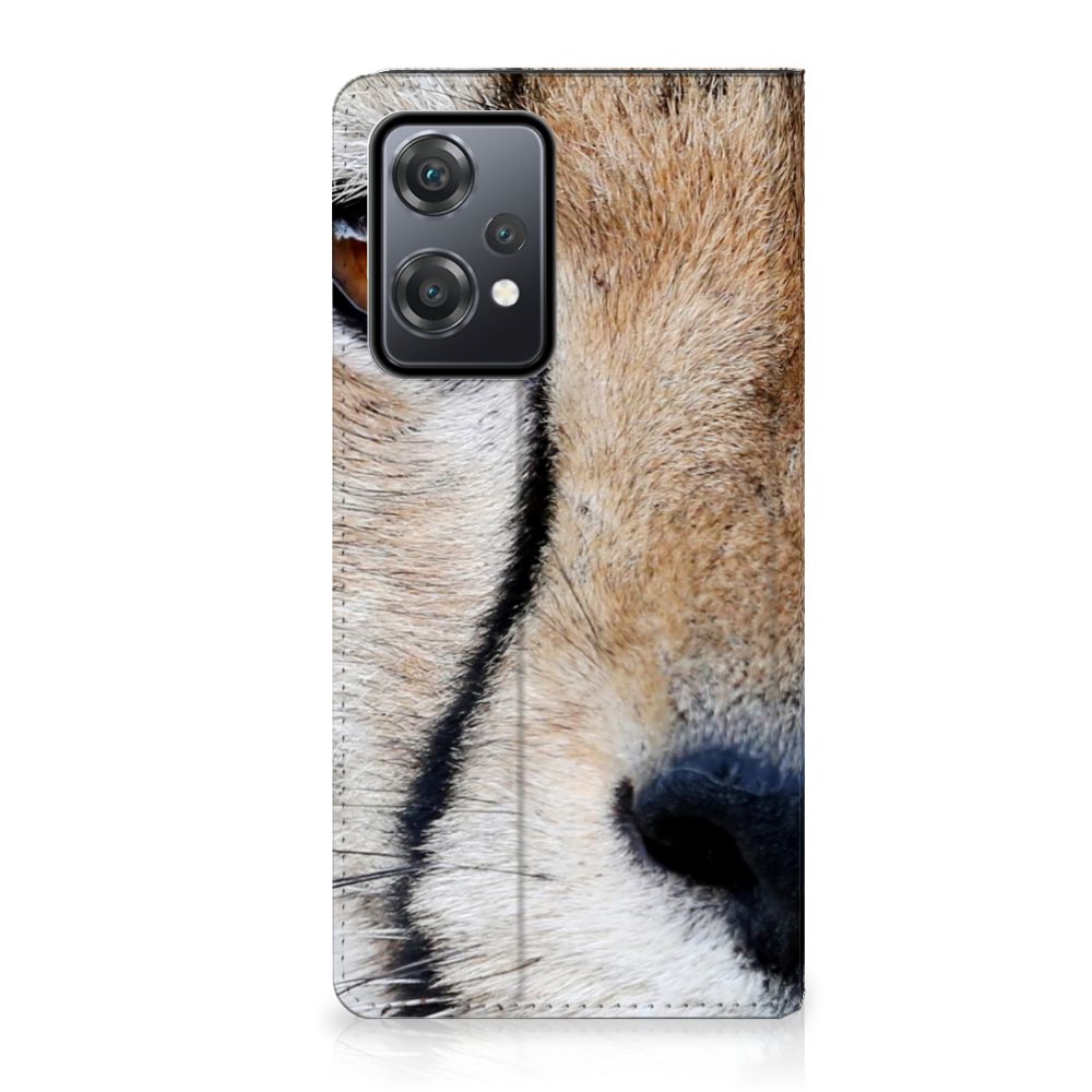 OnePlus Nord CE 2 Lite 5G Hoesje maken Cheetah telefoonhoesje cheetah print close-up