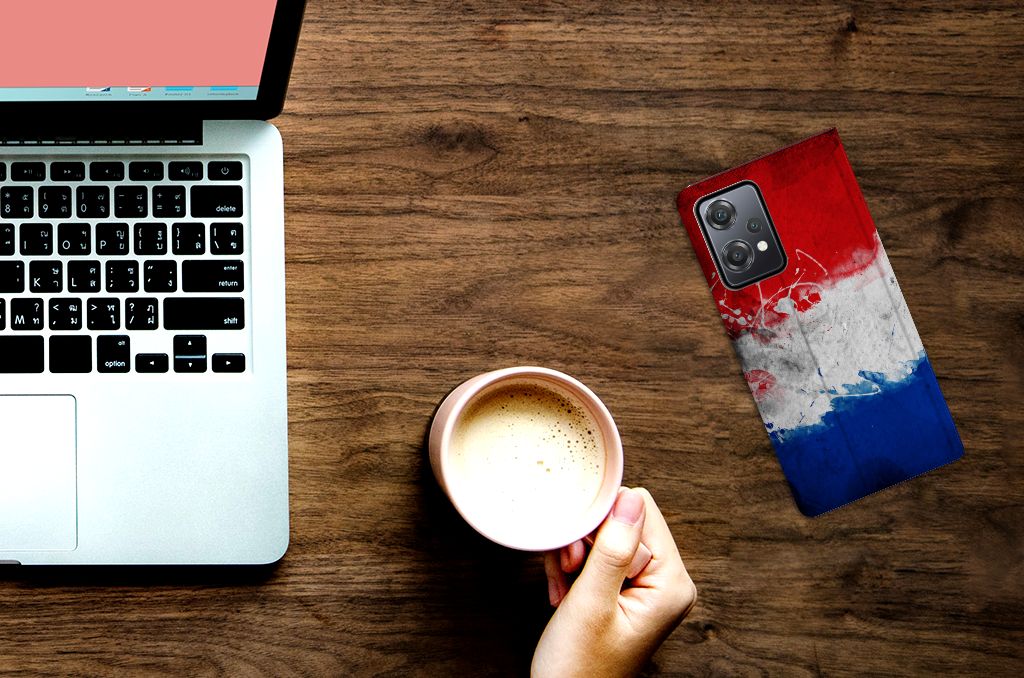 OnePlus Nord CE 2 Lite 5G Standcase Nederland designhoesje met Nederlandse vlag aanzicht