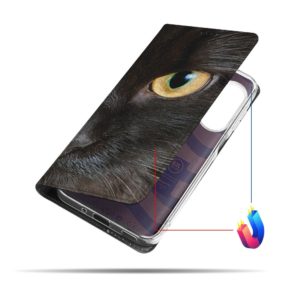 Samsung Galaxy A17 Telefoonhoesje met magneet Zwarte Kat aanzicht