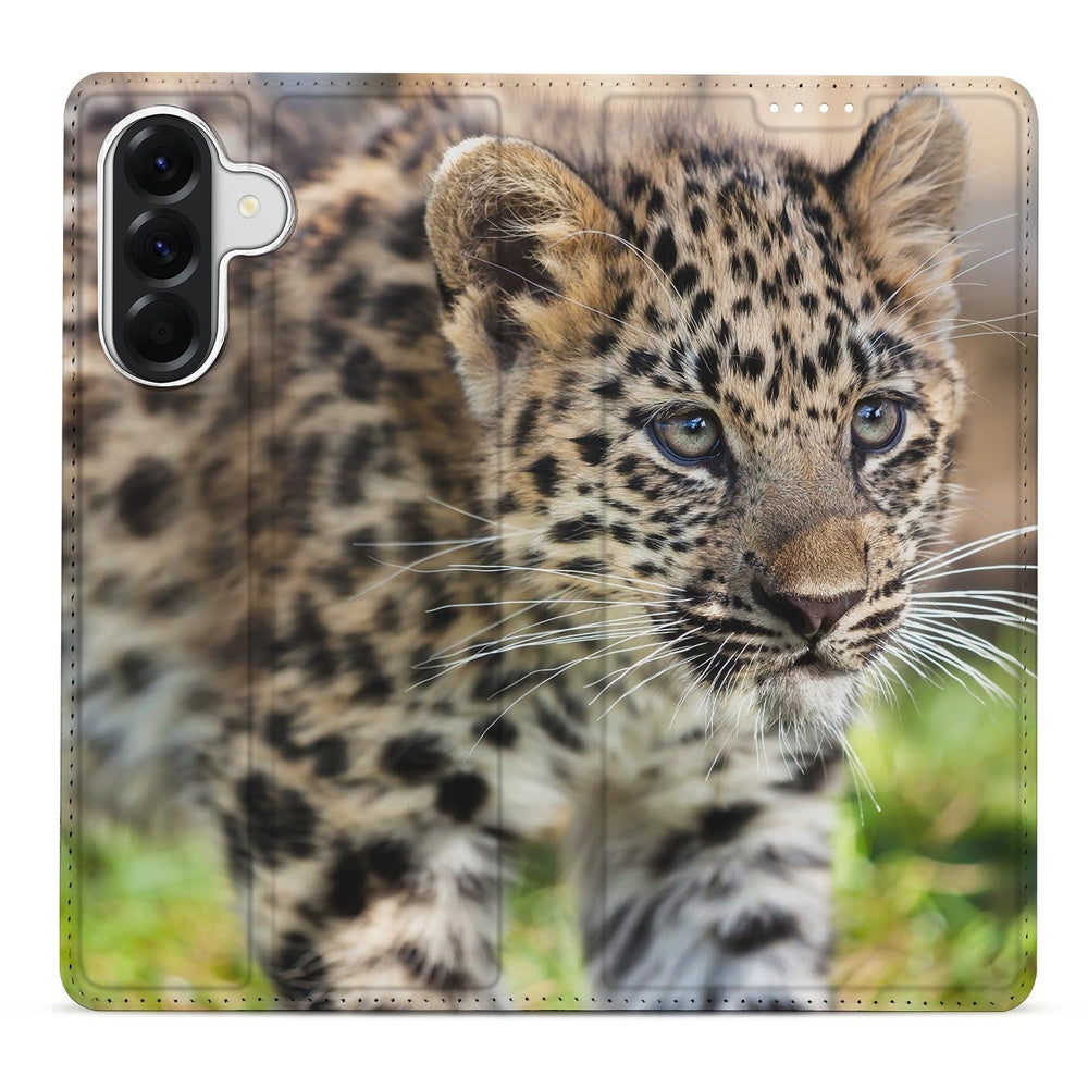 Samsung Galaxy A37 Smart Cover Hoesje Baby Luipaard Baby Luipaard design voorkant.