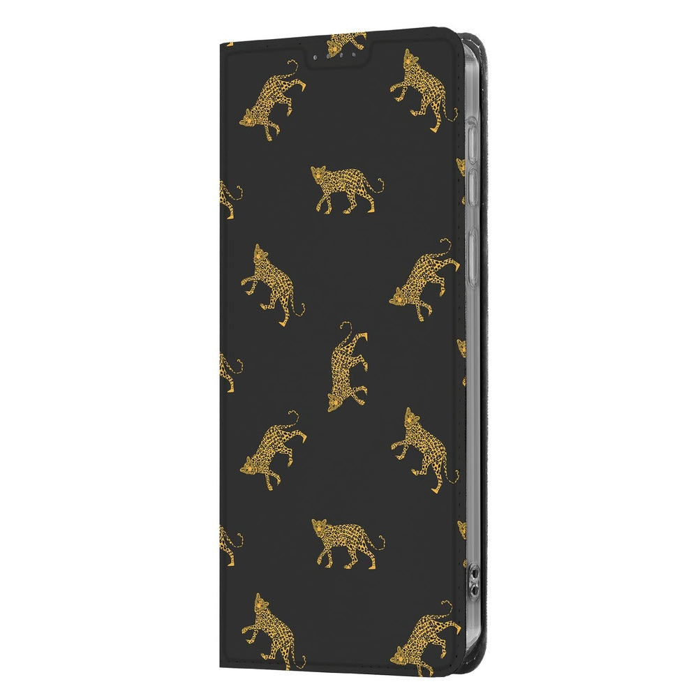 Samsung Galaxy A37 Bookcase Hoesje Leopards luipaardenprint voorkant.