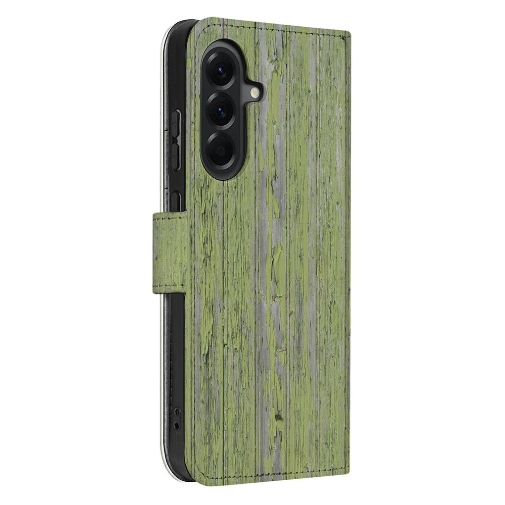 Samsung Galaxy A57 Bookcase Groen Houtnerf schuin aanzicht.