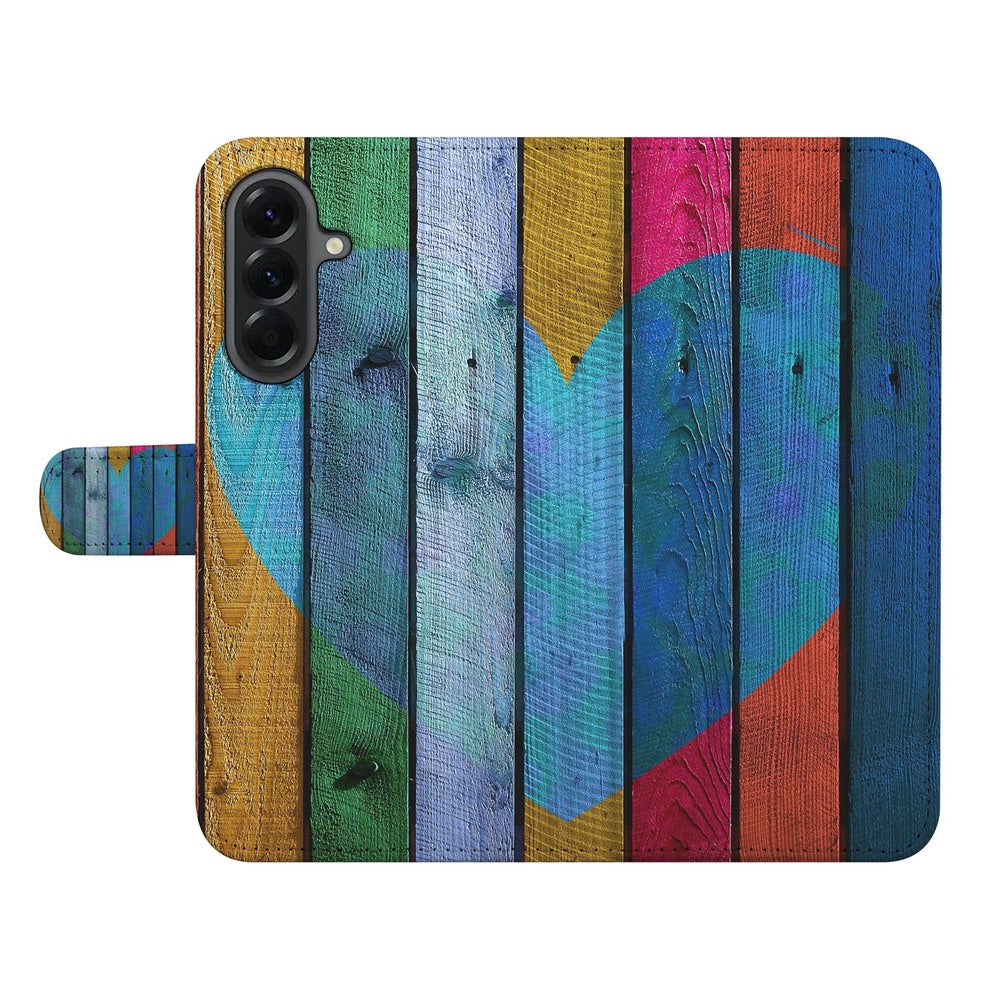 Samsung Galaxy A57 Book Case Hoesje Wood Heart voor- en achteraanzicht.