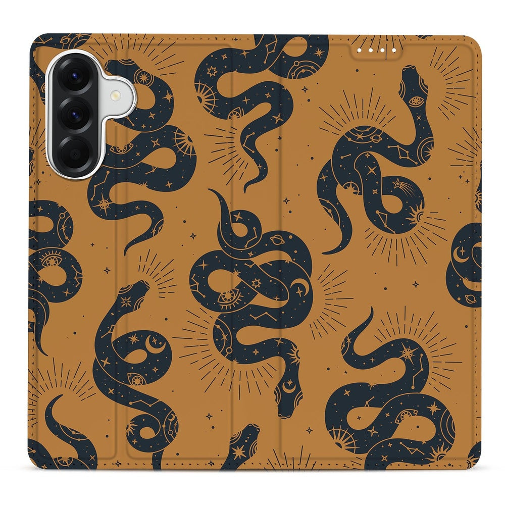 Samsung Galaxy A57 Book Wallet Case Snakes bruin blauw design vooraanzicht.