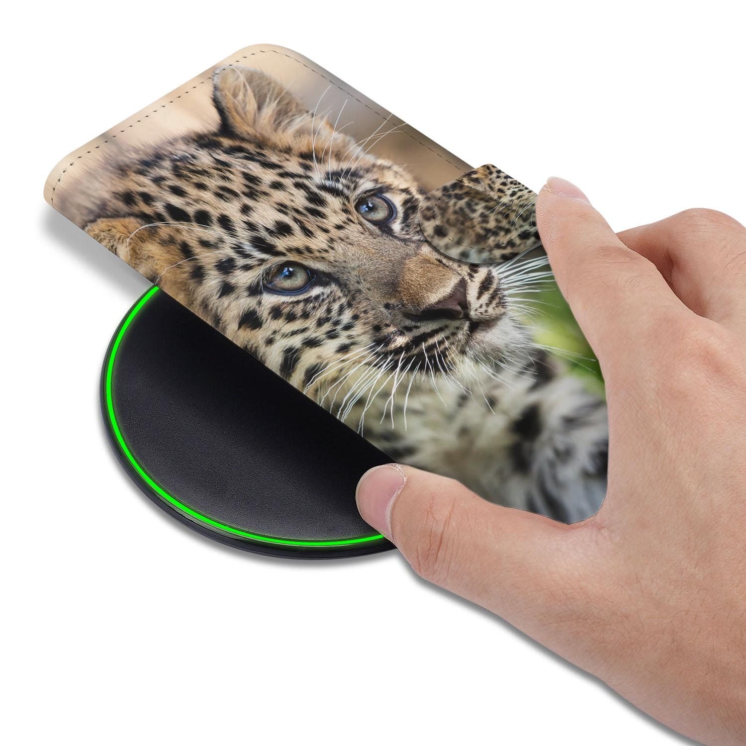 Samsung Galaxy S26 FE hoesje met pasjeshouder in Baby Luipaard stijl