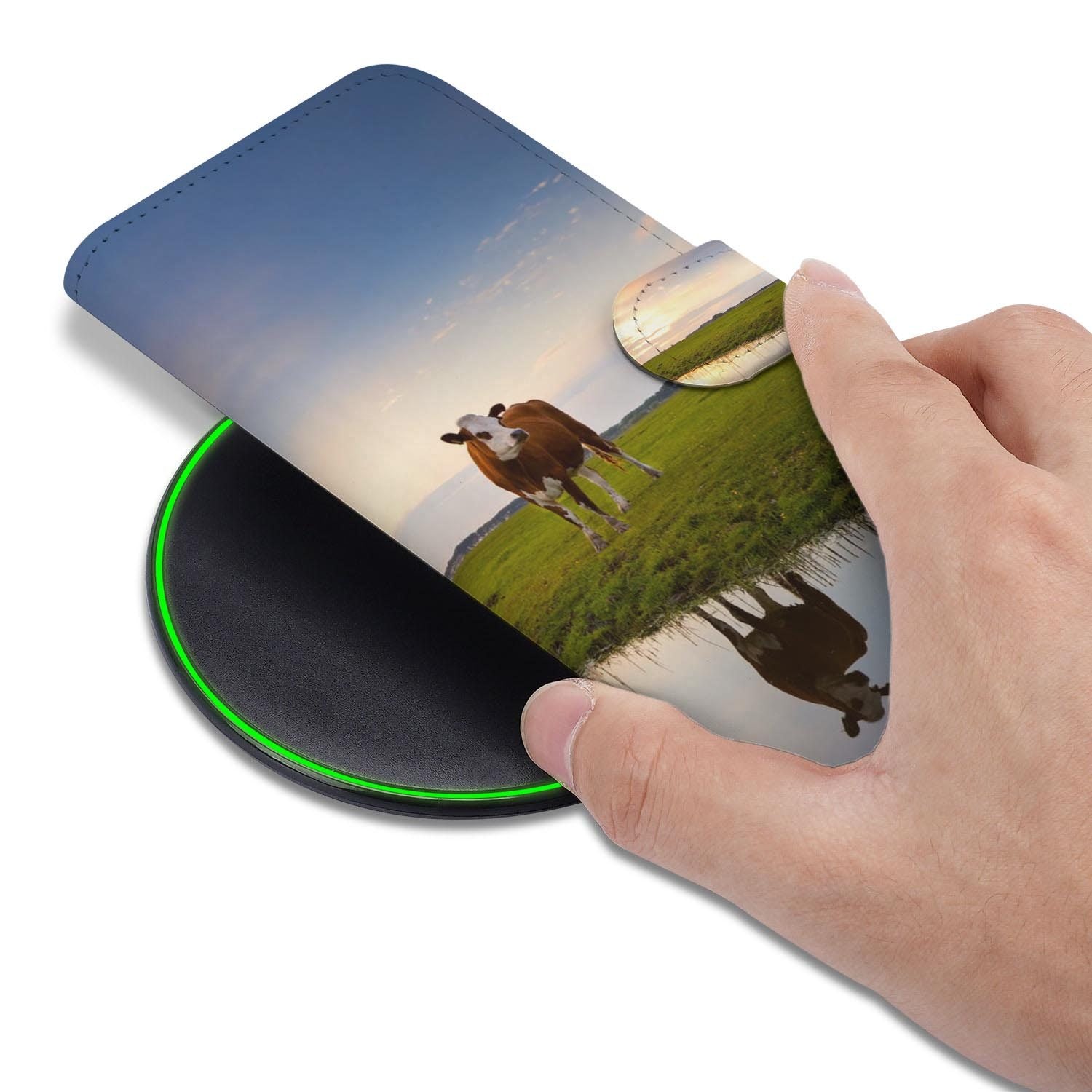 Kunstleren klaphoesje met Koe motief voor de Samsung Galaxy S26 FE