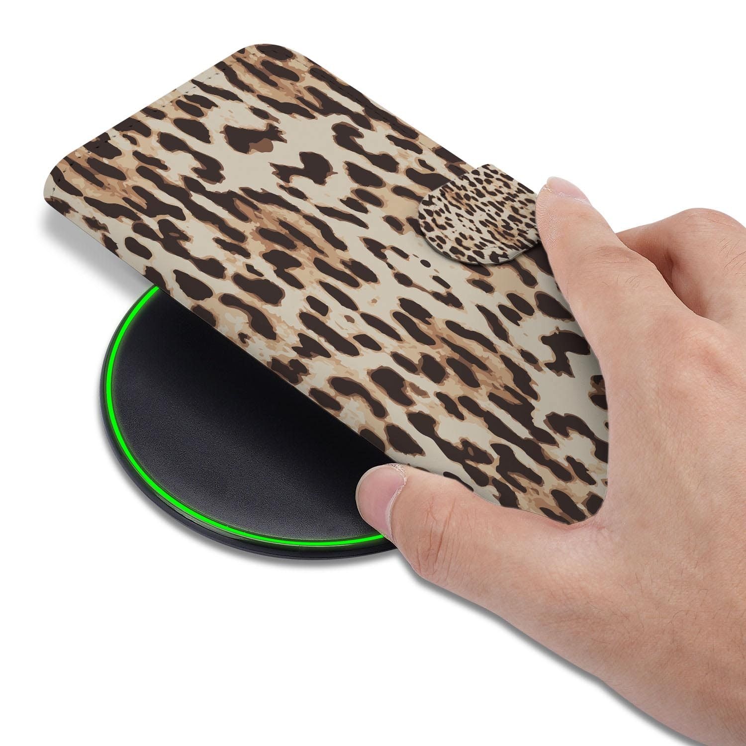 Samsung Galaxy S26 FE hoesje met pasjeshouder in Leopard dierenprint