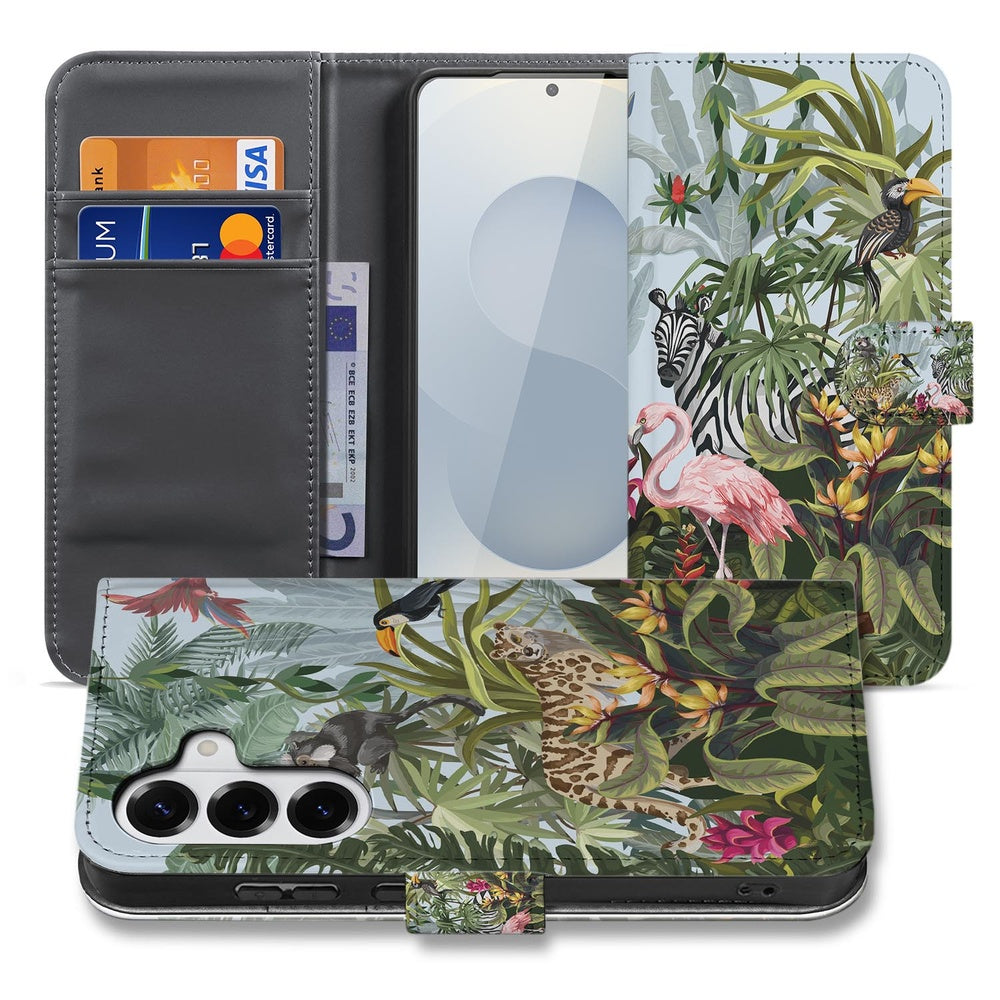 Samsung Galaxy S26 Plus Hoesje Met Pasjes Jungle Design bookcase met levendige jungle-print en pasjeshouders.