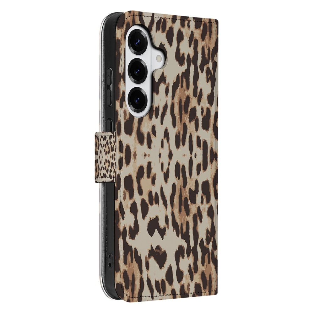Samsung Galaxy S26 Plus Book Case Leopard print zijaanzicht.