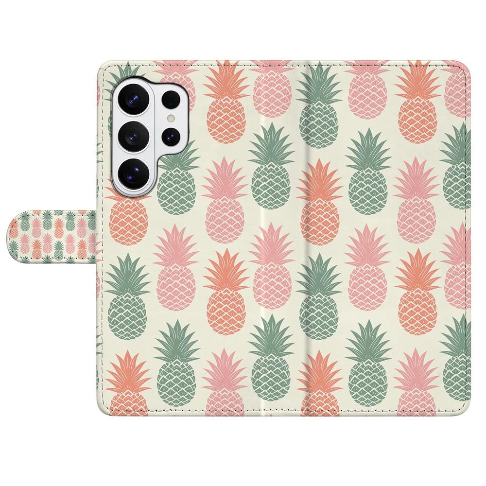 Samsung Galaxy S26 Ultra Book Cover Ananas Roze Rood Groen Portemonnee Hoesje met ananasprint op beige achtergrond.