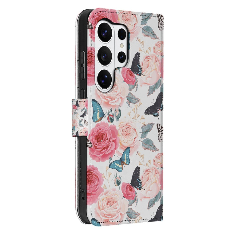 Samsung Galaxy S26 Ultra Bookcase Hoesje Roze Butterfly Portemonnee Hoesje met bloemen en vlinders op kunstleer.