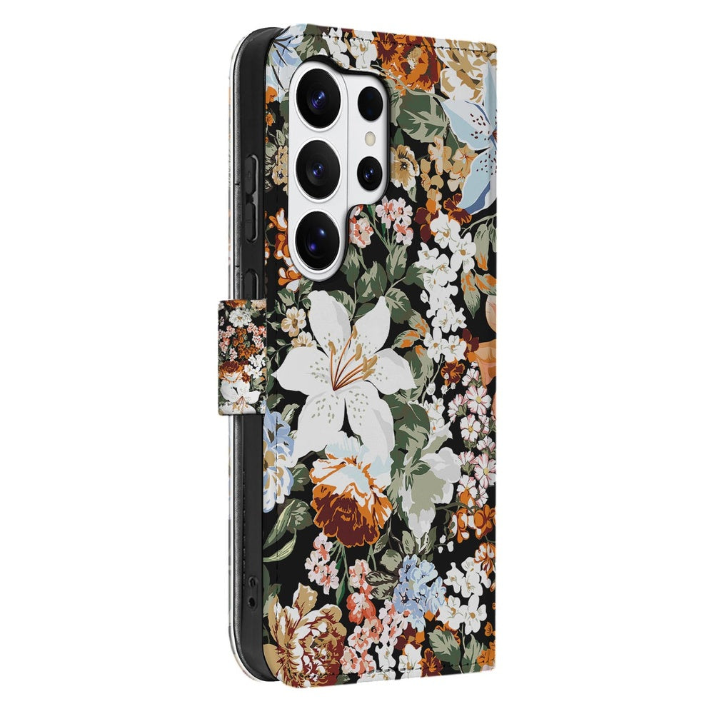 Portemonnee hoesje Samsung Galaxy S26 Ultra Dark Flowers met Pasjeshouder met kleurrijk bloemenpatroon.