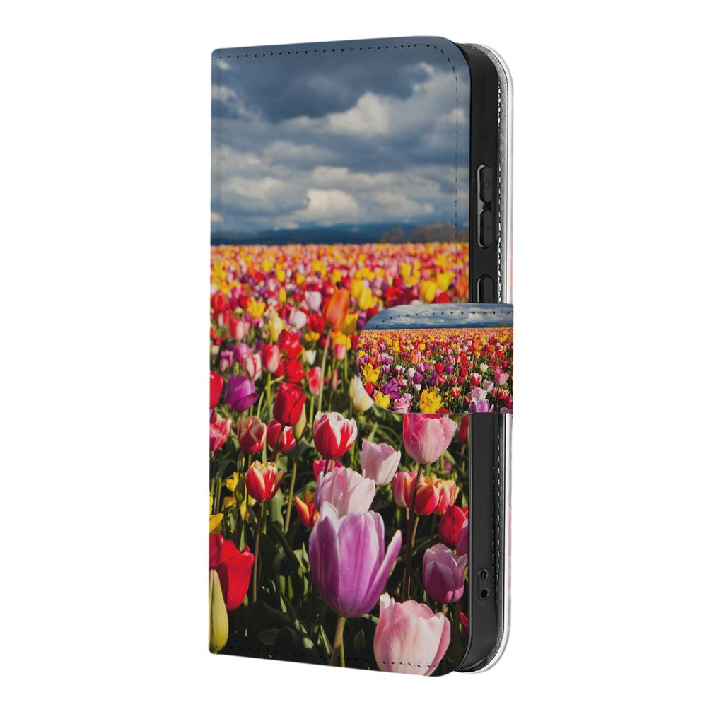 Portemonnee Hoesje Samsung Galaxy S26 Ultra Tulpen Motief met Pasjeshouder Tulpenveld Aanzicht.