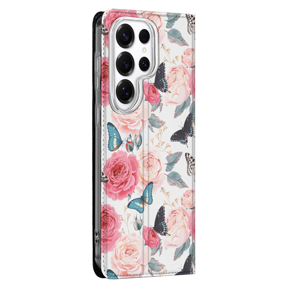 Samsung Galaxy S26 Ultra Standcase Hoesje Butterfly Roses zijkant met rozen en vlinders.
