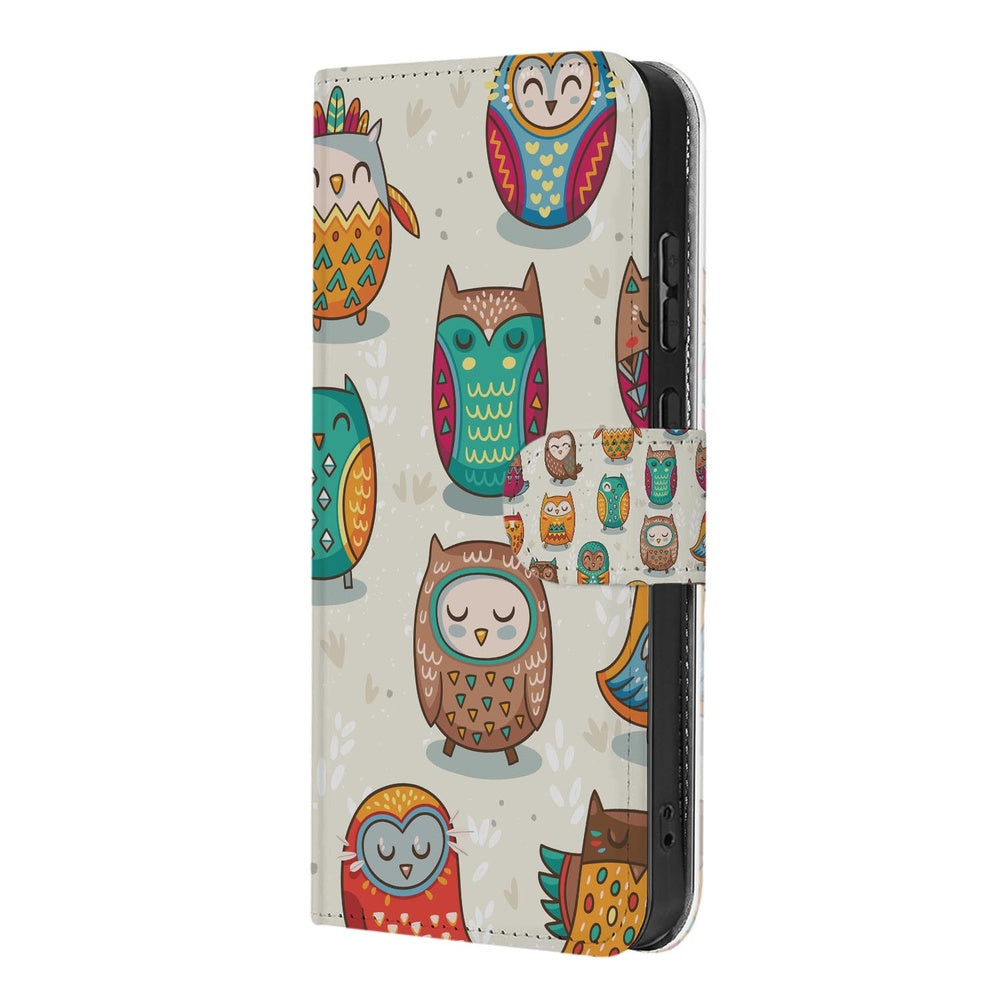 Samsung Galaxy S26 Bookcase Vrolijke Uilen Pasjeshoesje oranje groen design zijkant.