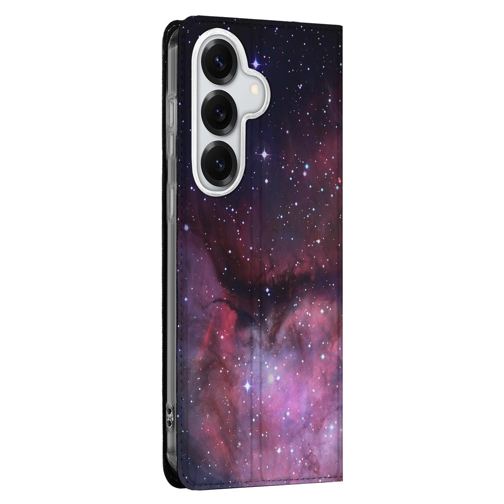 Samsung Galaxy S26 Book Case diep paarse sterren patroon zijkant.
