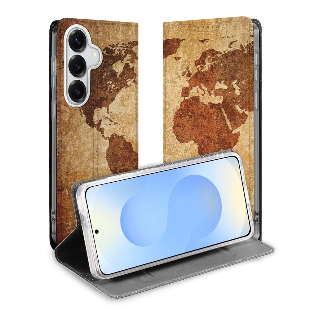 Samsung Galaxy S26 Bookcase Hoesje Wereldkaart vintage kaartprint vooraanzicht.