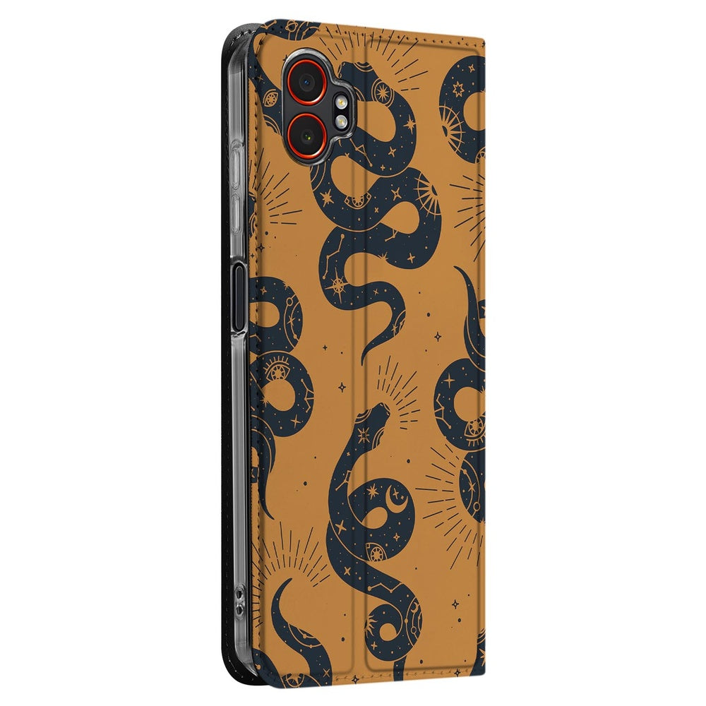 Book Wallet Case Samsung Galaxy Xcover 7 Pro Snakes snakes design zijaanzicht