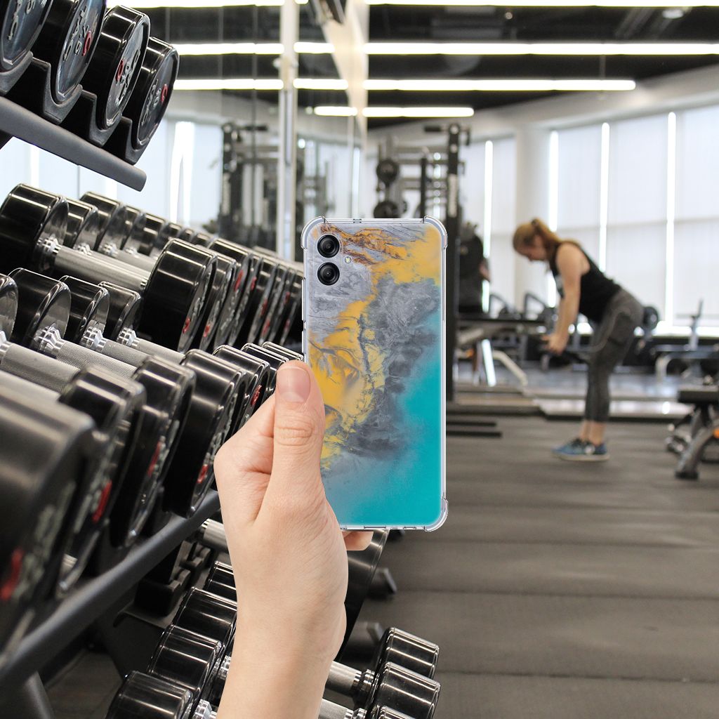 Samsung Galaxy A04e Anti-Shock Hoesje Marble Blue Gold achterkant gym
