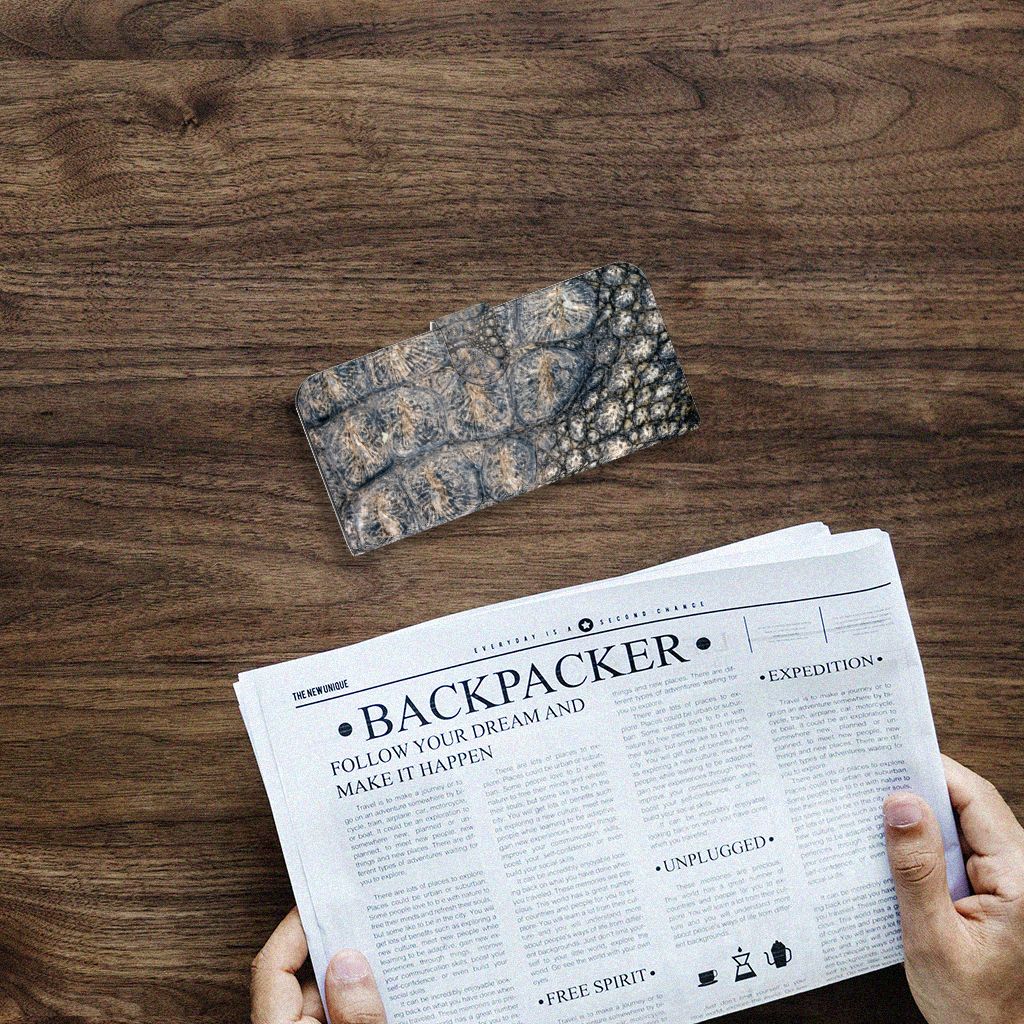 Samsung Galaxy A04e Telefoonhoesje met Pasjes Krokodillenprint krokodillenprint design bovenaanzicht