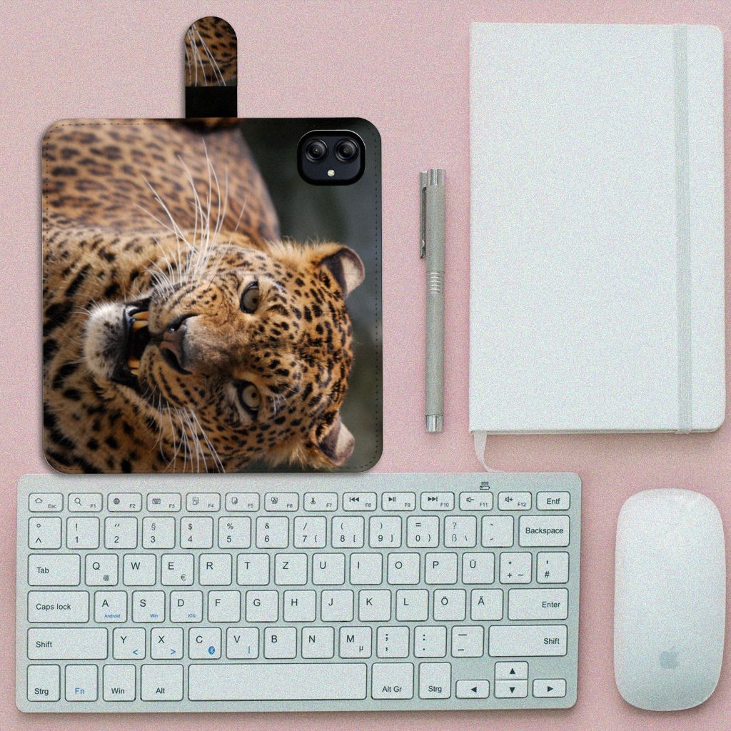 Samsung Galaxy A04e Telefoonhoesje met Pasjes Luipaard luipaard design front