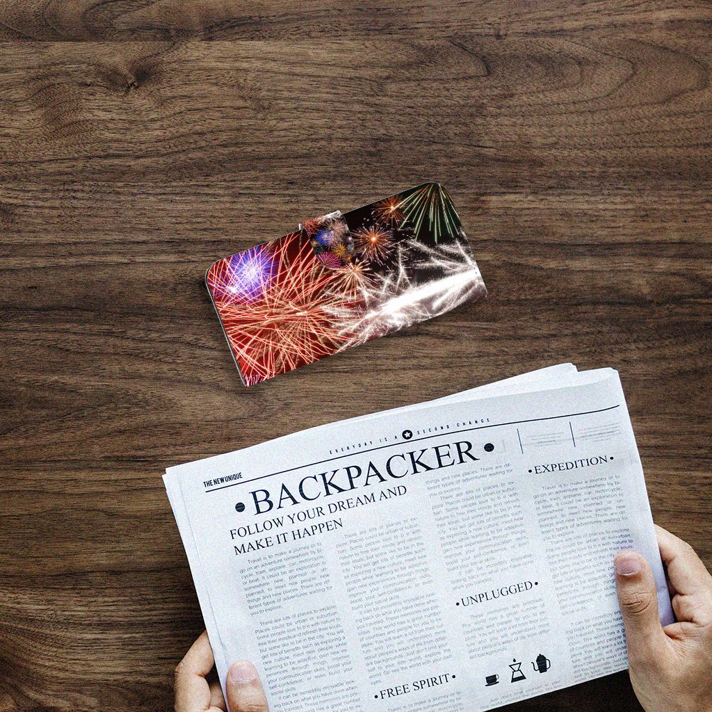 Samsung Galaxy A04e Wallet Case met Pasjes Vuurwerk vuurwerkprint kleurrijk design aanzicht