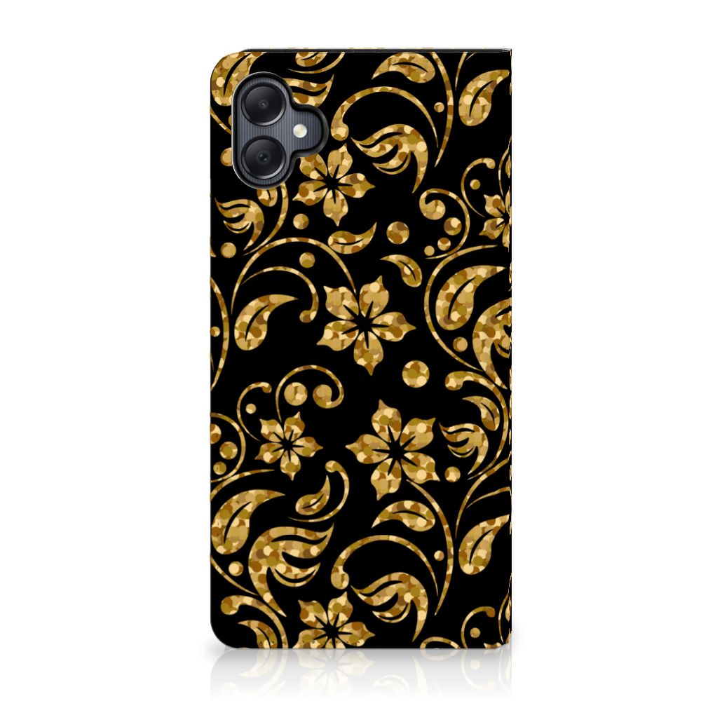 Samsung Galaxy A05 Smart Cover Gouden Bloemen bloemen zwart op achterkant