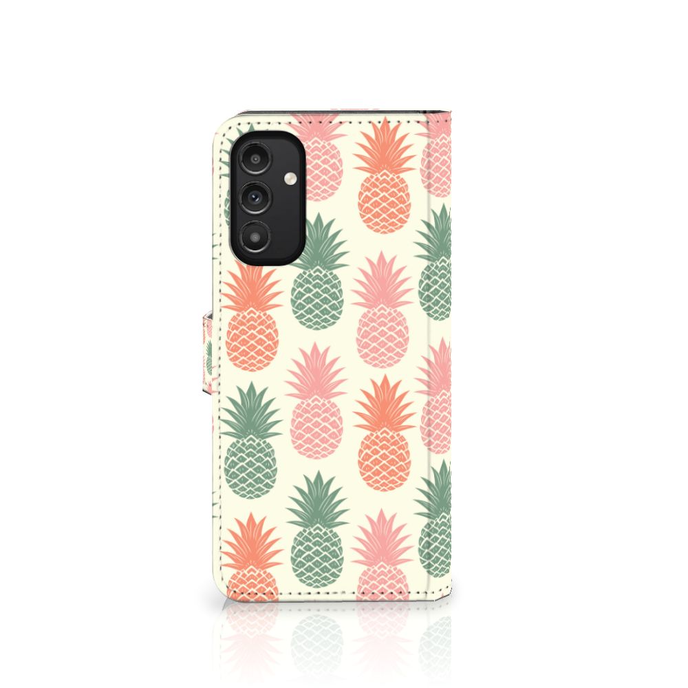 Samsung Galaxy A14 4G Book Cover Ananas met kleurrijke ananasprint op een elegante telefoonhoes