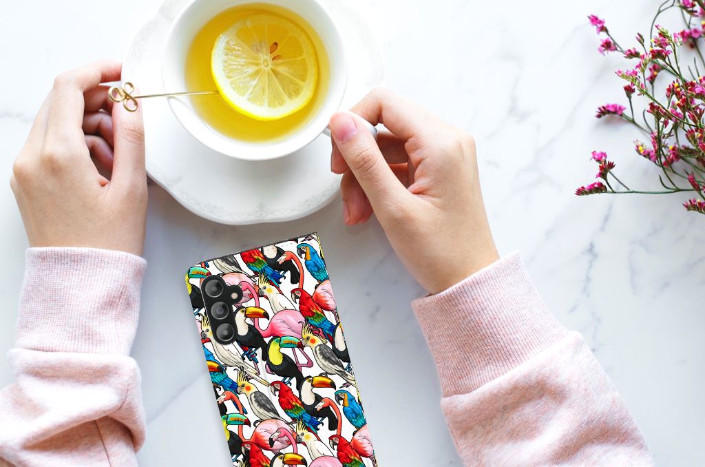 Samsung Galaxy A14 4G Hoesje maken Birds met tropische vogels en een kopje thee op tafel.
