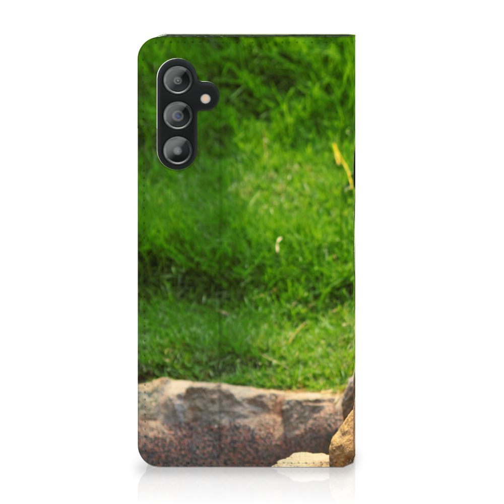 Samsung Galaxy A14 4G Hoesje maken Panda met groene achtergrond en steen