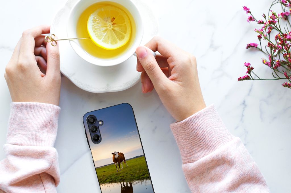 Samsung Galaxy A15 Dierenprint Telefoonhoesje Koe B2C Telecom