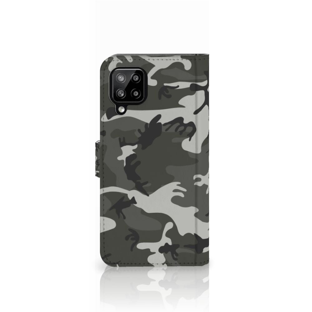 Samsung Galaxy A22 4G | M22 Telefoon Hoesje Army Light Telefoonhoesje camouflagedesign zijkant