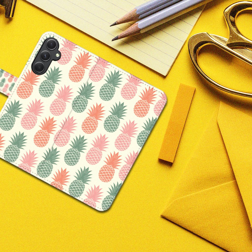 Samsung Galaxy A24 4G Book Cover Ananas design ananas aanzicht