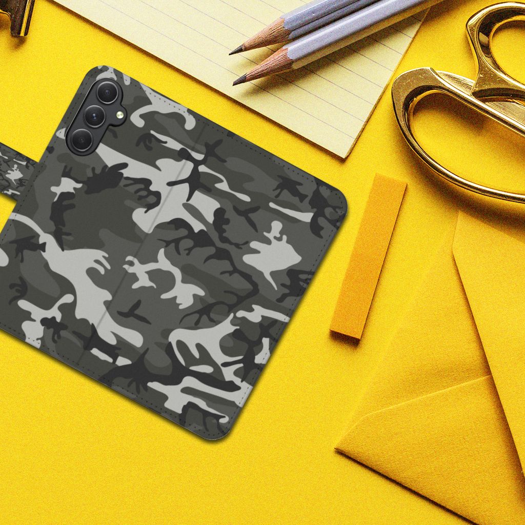 Samsung Galaxy A24 4G Telefoon Hoesje Army Light camouflage design bovenaanzicht