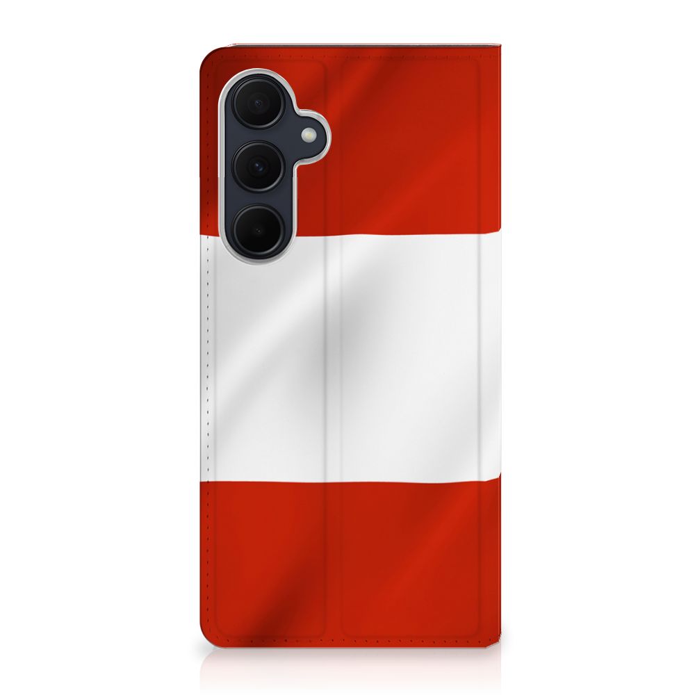 Samsung Galaxy A35 Standcase Oostenrijk vlag ontwerp achterkant