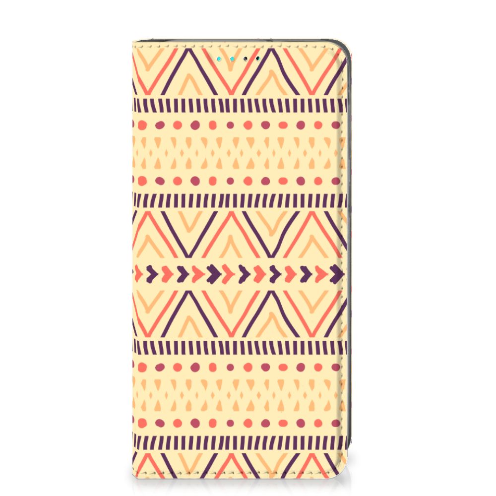 Samsung Galaxy A40 Hoesje met Magneet Aztec Yellow