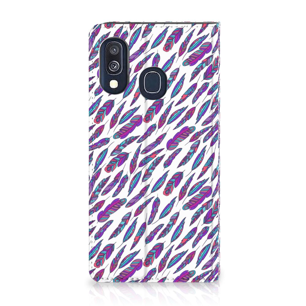 Samsung Galaxy A40 Hoesje met Magneet Feathers Color
